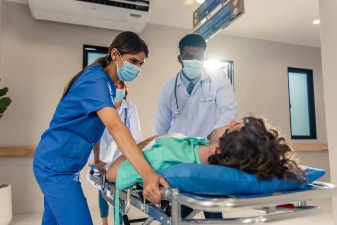 Primeros Auxilios Básicos para Celadores