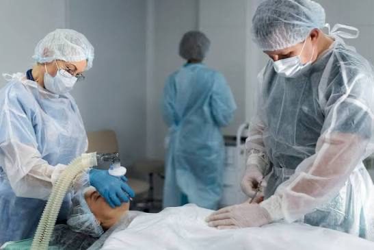 Manejo del Paciente Crítico para Médicos